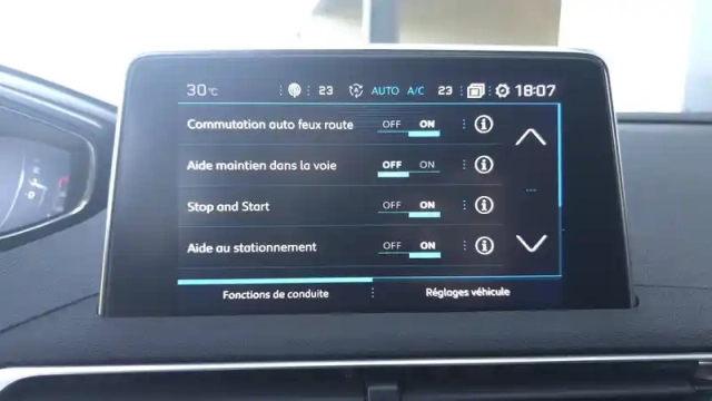 Peugeot 3008 1.2 puretech 130ch s&amp;s bvm6 — photo 29