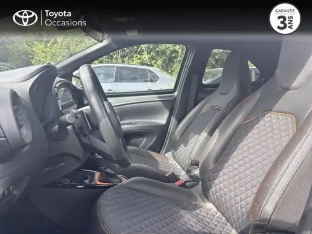Toyota Aygo x 1.0 vvt-i 72ch air limited s-cvt — photo 11