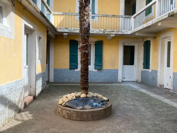 Immeuble 14 pièces 240 m²