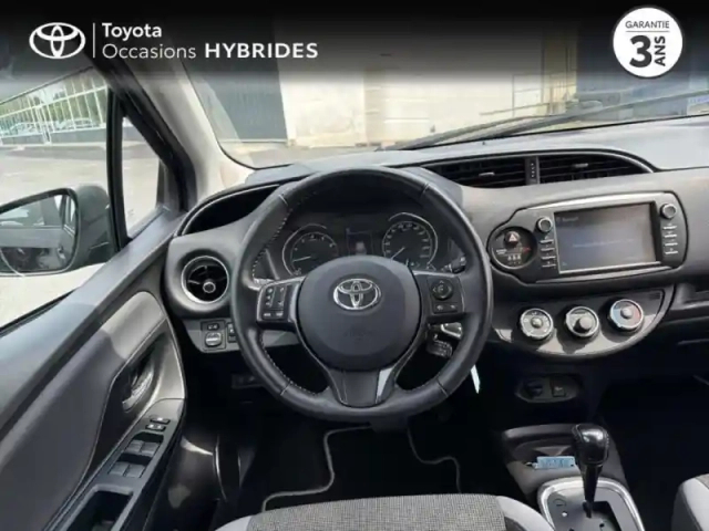 Toyota Yaris 110 vvt-i design 5p — photo 9