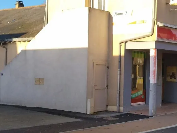 A louer local commercial