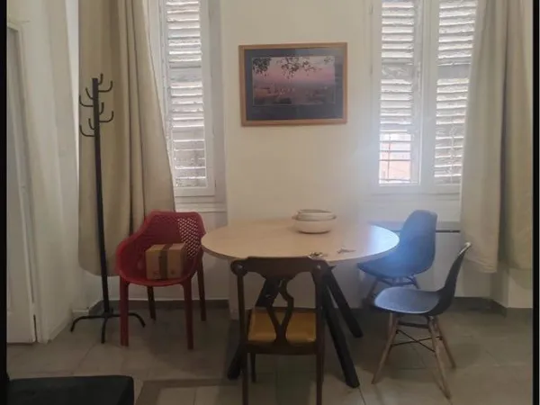 Très beau T2 Meuble en plein de coeur de Marseille
