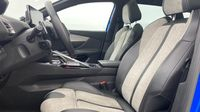 Peugeot 3008 HYBRID4 300ch GT e-EAT8 — photo 9