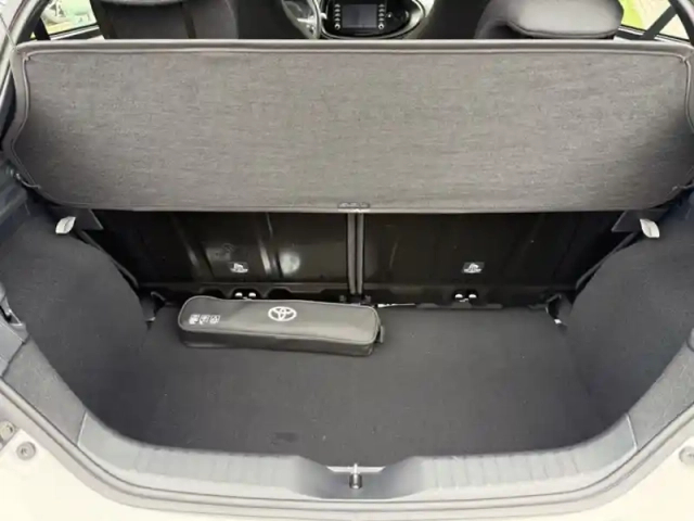 Toyota Aygo 1.0 vvt-i 72 dynamic — photo 10