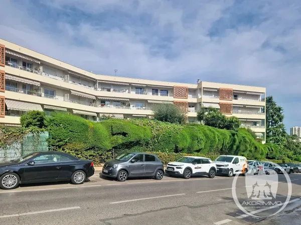 APPARTEMENT 3 pièces avec cave et parking