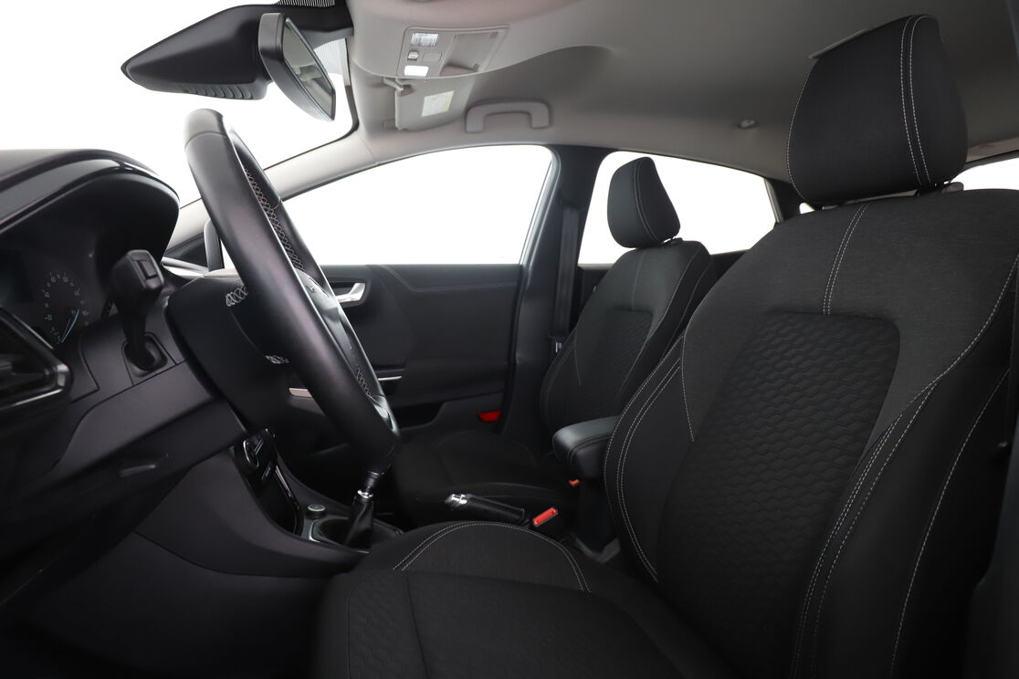 Ford Puma 1.0 EcoBoost mHEV Titanium — photo 9