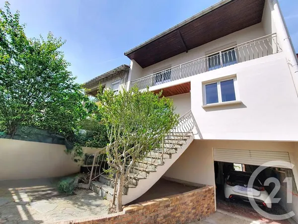 Maison 6 pièces 182 m²