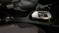 Peugeot 2008 1.2 Hybrid 145ch Style e-DCS6 — photo 24