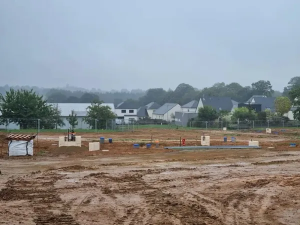 Terrain 250 m²