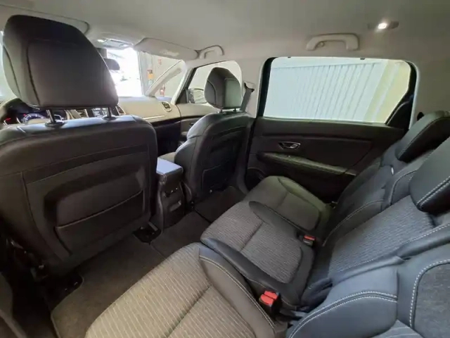 Renault Scenic grand  tce 140 — photo 20