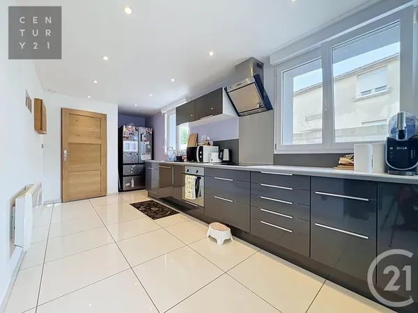 Maison 6 pièces 151 m²