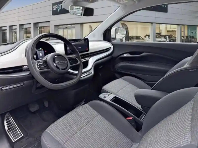 Fiat 500 e 118ch icône — photo 9
