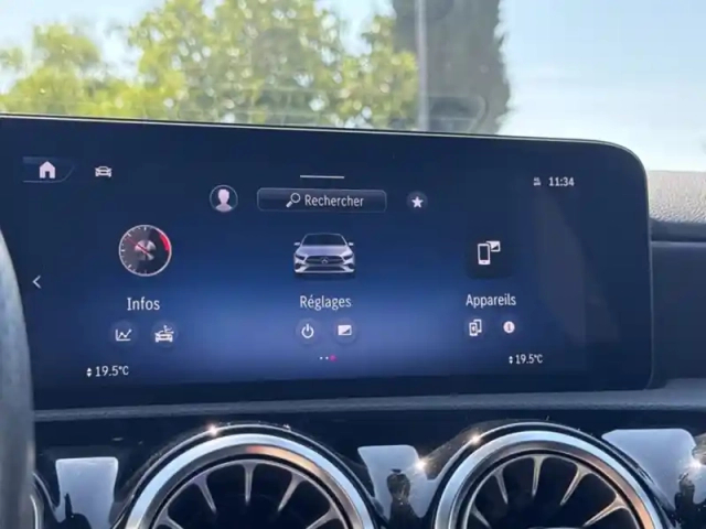 Mercedes Classe A 200 d amg line — photo 18