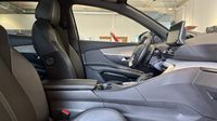 Peugeot 3008 HYBRID 225ch GT e-EAT8 — photo 15