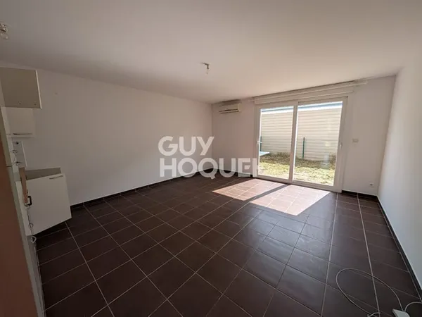 FONDETTES - Grand studio avec jardin clos