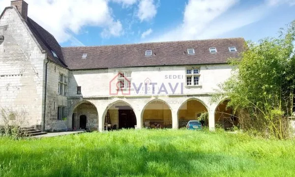 Maison 10 pièces 300 m²