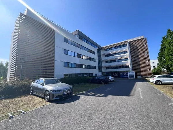Bureaux 86 m²