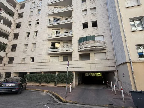 Parking/box Marseille