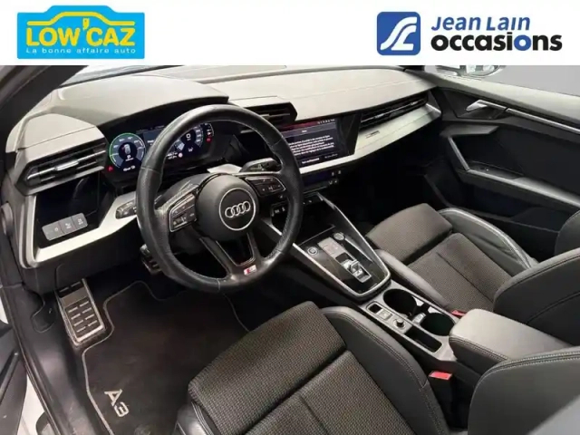 Audi A3 sportback 40 tfsie 204 s tronic 6 — photo 11