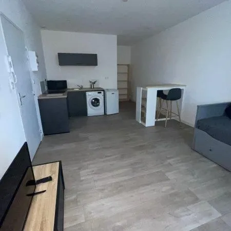 Studio 1 pièce 26 m²