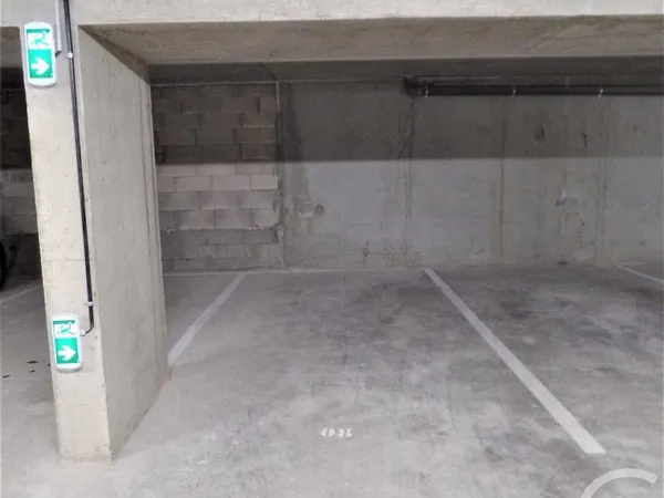 Parking 10 m²