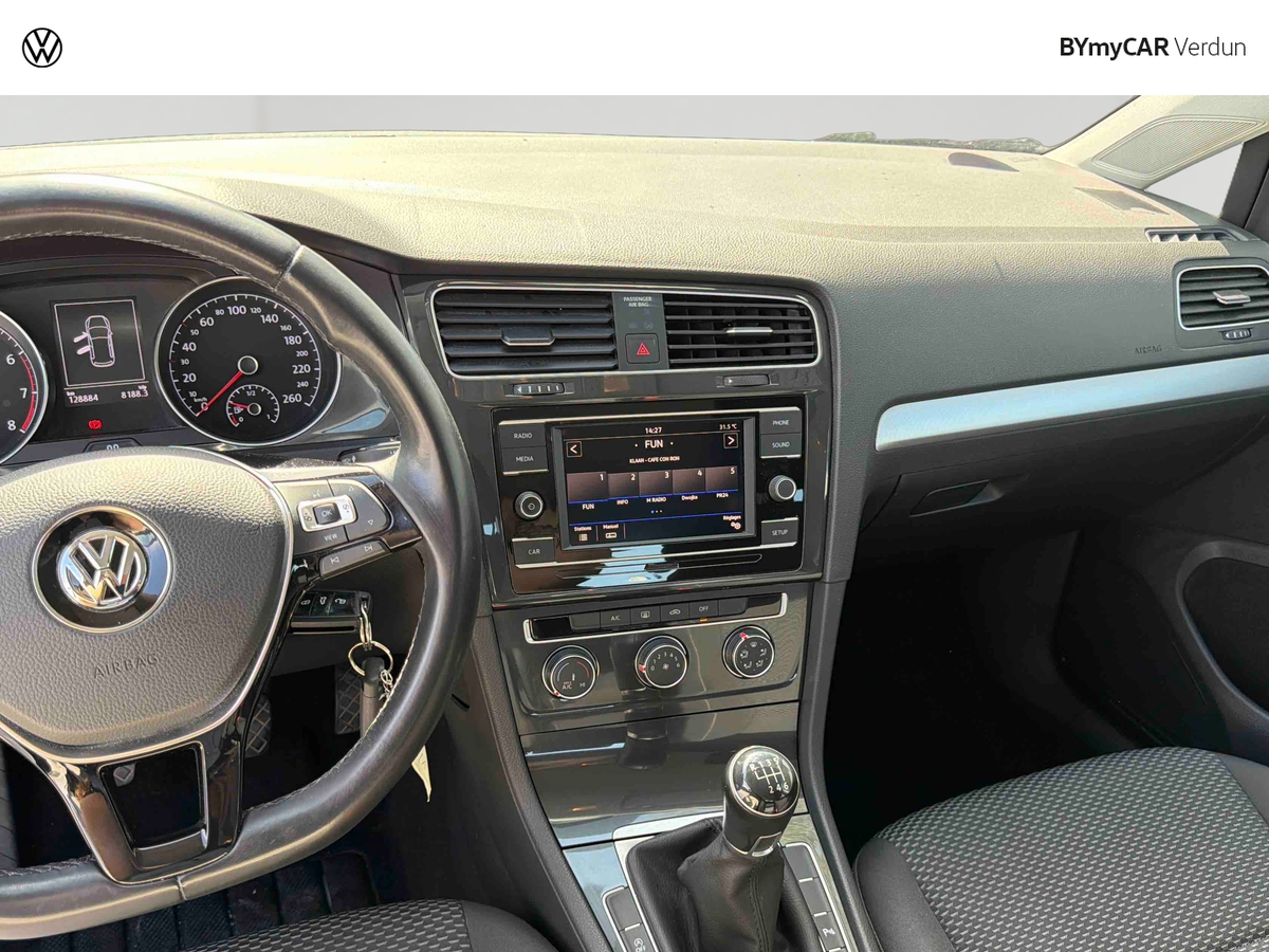 Volkswagen Golf 1.0 TSI 115 BVM6 — photo 9