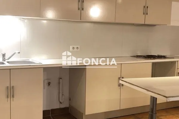 Appartement 2 pièces 65 m²