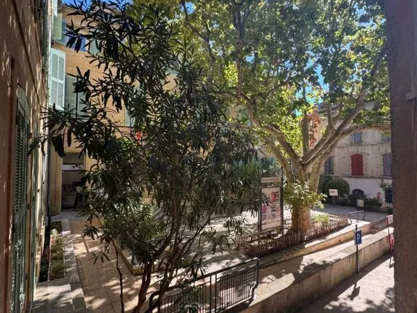 Vends maison de ville - 45.18 m² - 3 pièces, 2 chambres - Pertuis 84120