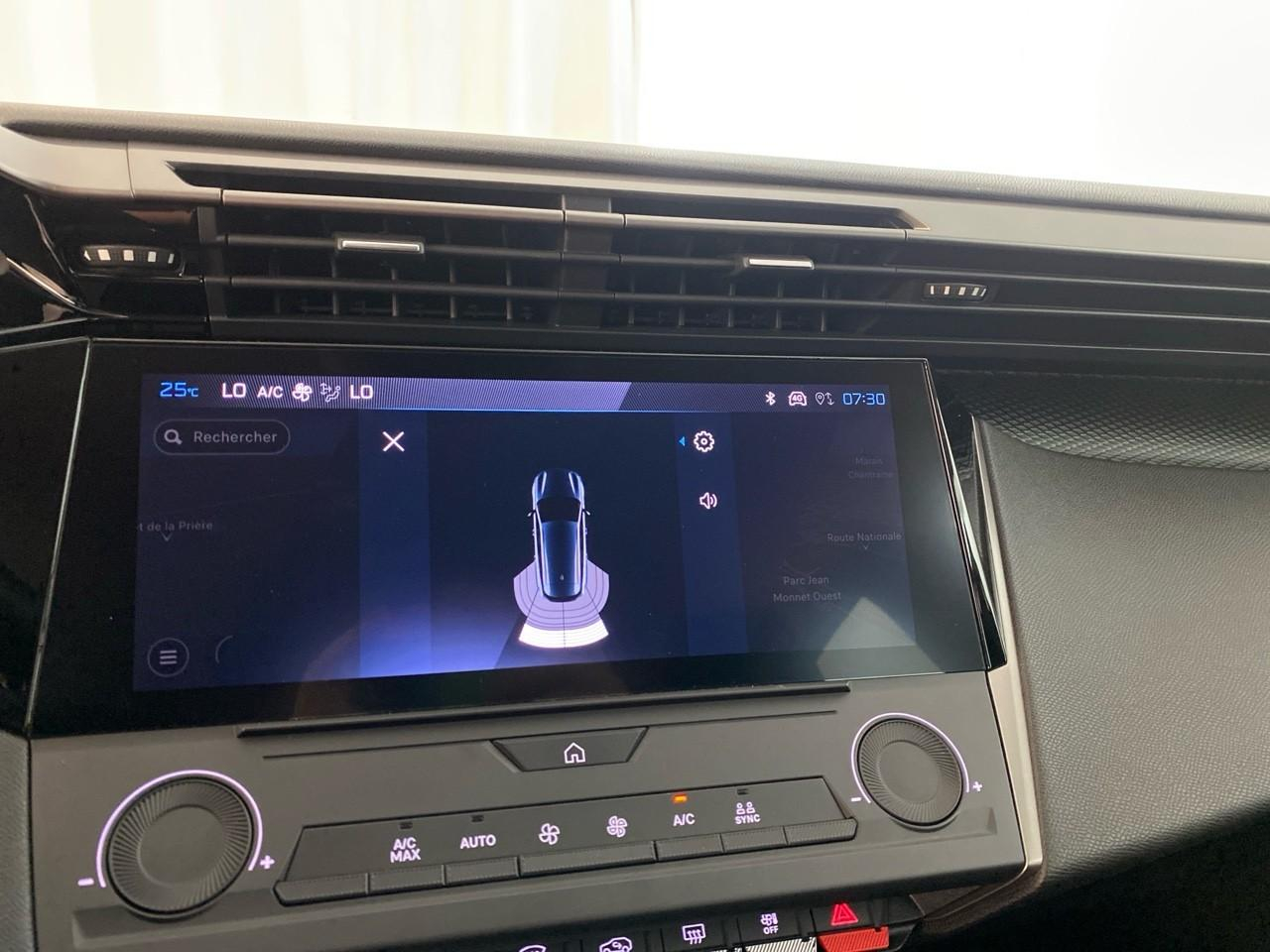 Peugeot 308 sw hybrid 145 e-dcs6 style — photo 17