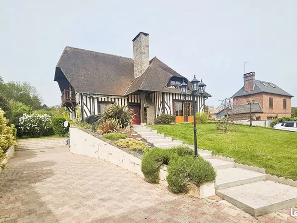 Maison 7 pièces 190 m²