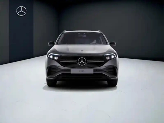 Mercedes Eqa 250+ amg line — photo 8