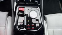 Bmw M5 4.4 V8 PHEV 727ch (585+197) — photo 31
