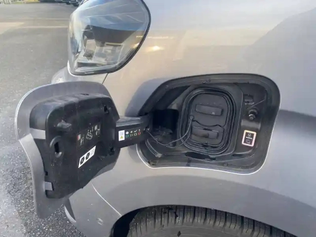 Citroën Jumpy e- fgn taille m 100 kw (136 ch) batterie 75 kwh — photo 35