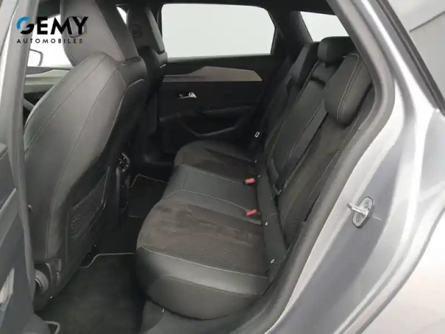 Peugeot 308 sw phev 180 e-eat8 — photo 10