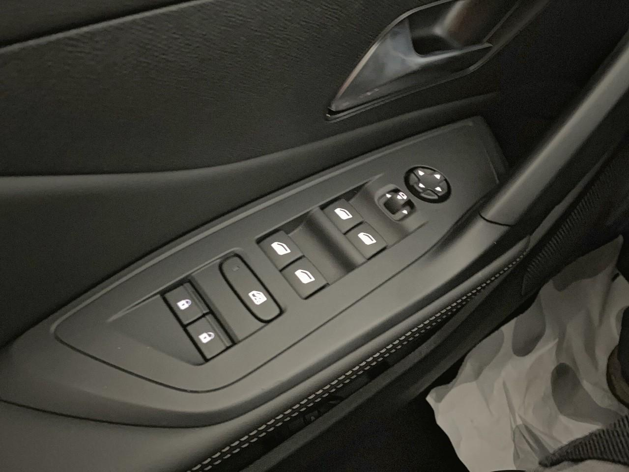 Peugeot 308 bluehdi 130ch s&s eat8 allure — photo 20