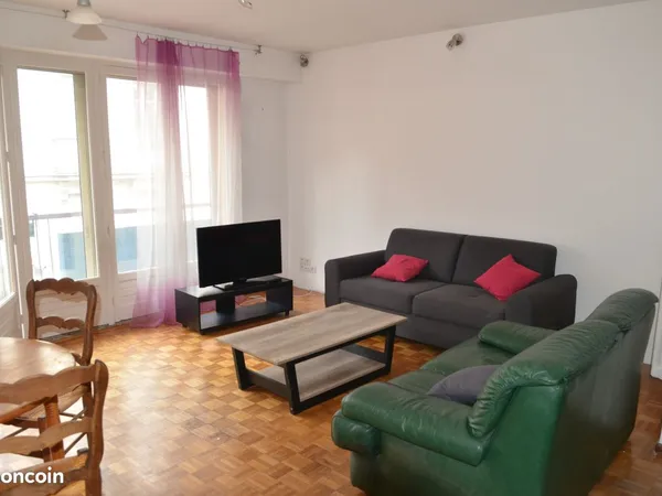 Chambre en colocation rue d'Antrain