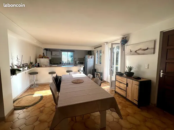 Location bas de villa