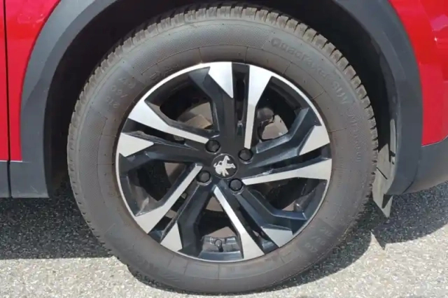 Peugeot 2008 puretech 100 s&amp;s bvm6 — photo 14