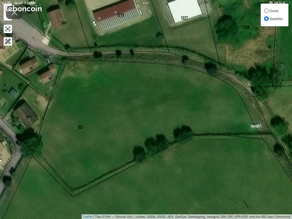 Grand terrain constructible 9650 m² Saint Christophe en brionnais