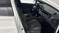 Toyota C-Hr 122h Edition 2WD E-CVT MY22 — photo 15