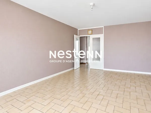 VÉNISSIEUX ? APPARTEMENT T4 DE 84 M² ? 3 CHAMBRES ? CAVE - GRANDES TERRES - PROCHE TRAMWAY