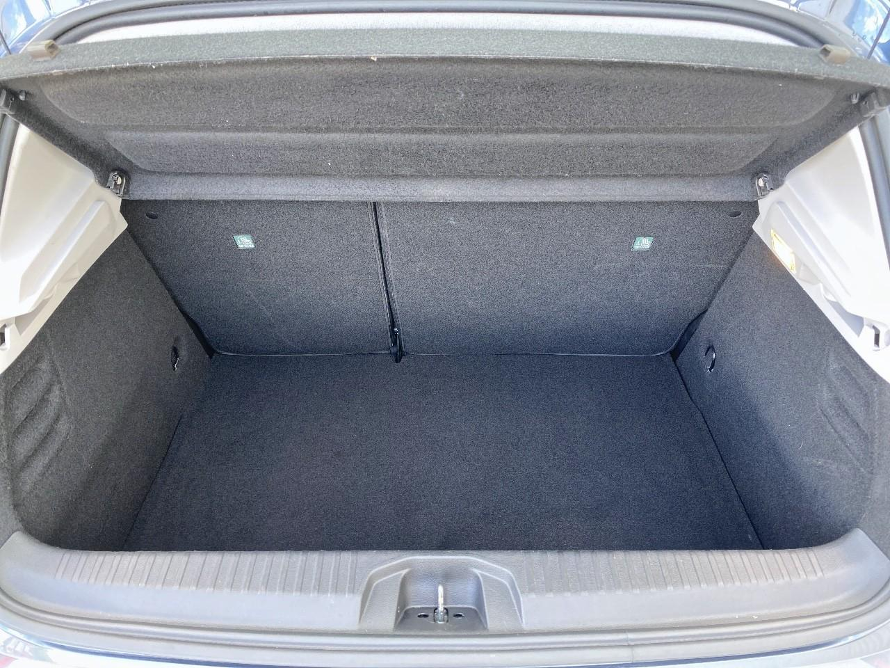 Renault Clio 1.6 e-tech 140ch business — photo 6
