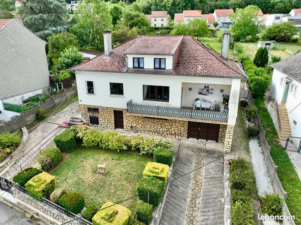Maison 6 pièces 151 m²