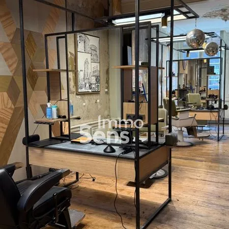 Local commercial 55 m² Lille