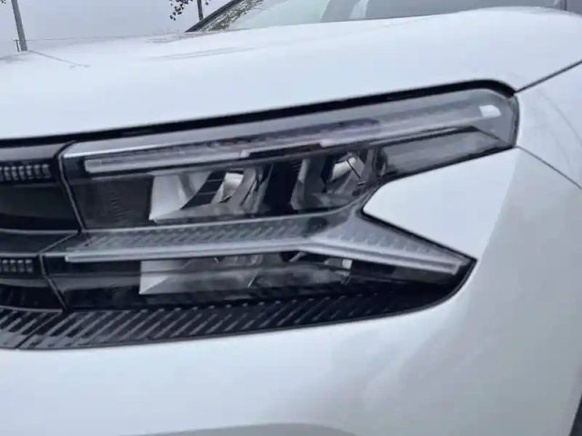 Citroën C5 Aircross hybride 136 e-dcs6 — photo 36