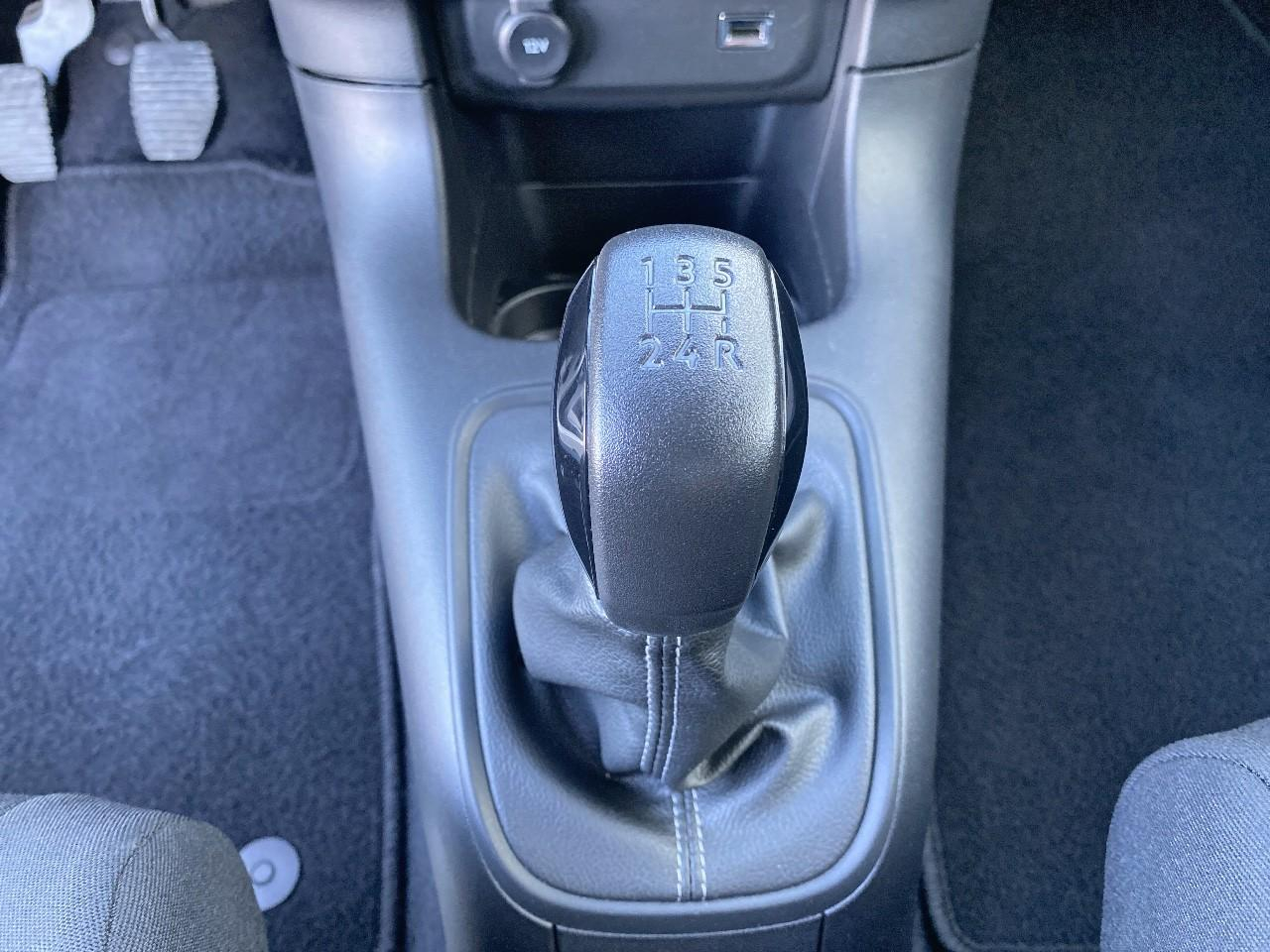 Citroën C3 1.2 puretech 83ch s&s feel pack — photo 13