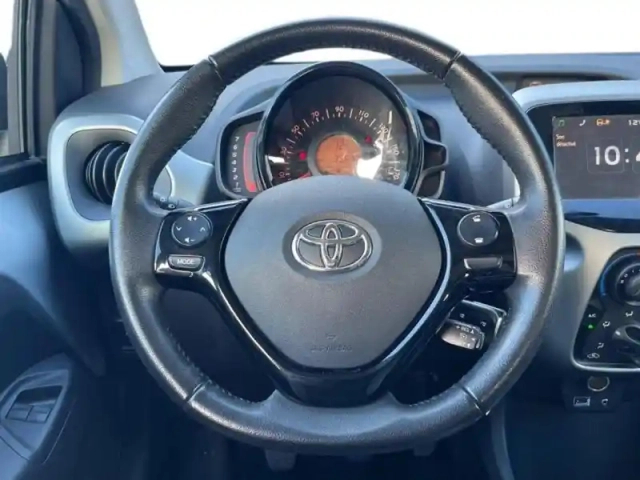 Toyota Aygo 1.0 vvt-i 69ch x-play 5p — photo 15