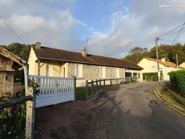 Maison en pierre 71 m² - Terrain 1 165 m² - Beau potentiel d'agrandissement