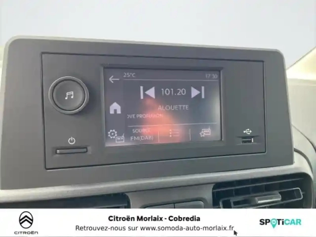 Citroën Berlingo m moteur electrique 136ch (100 kw) live automatique — photo 15