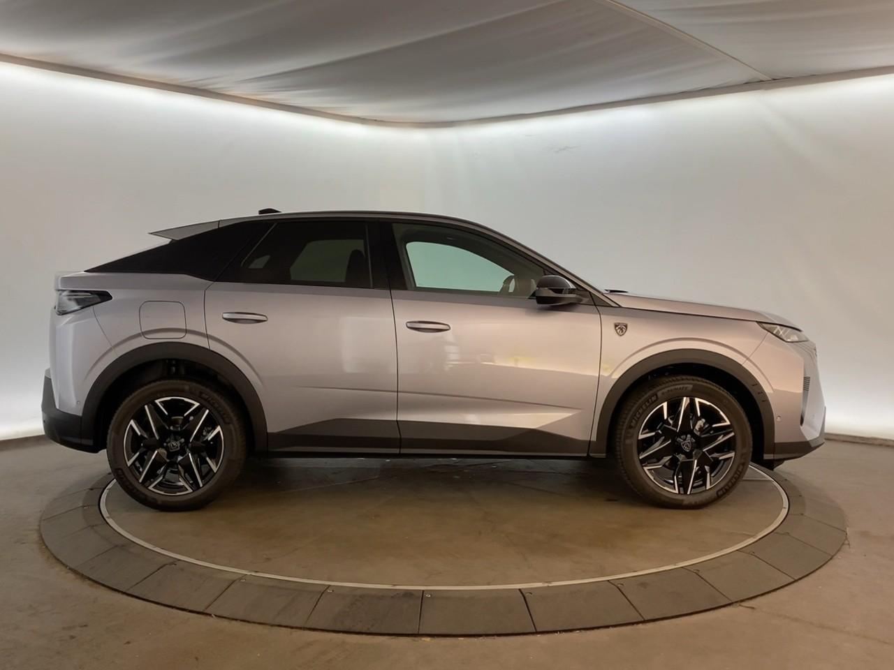 Peugeot 3008 hybrid 145 e-dcs6 gt — photo 4